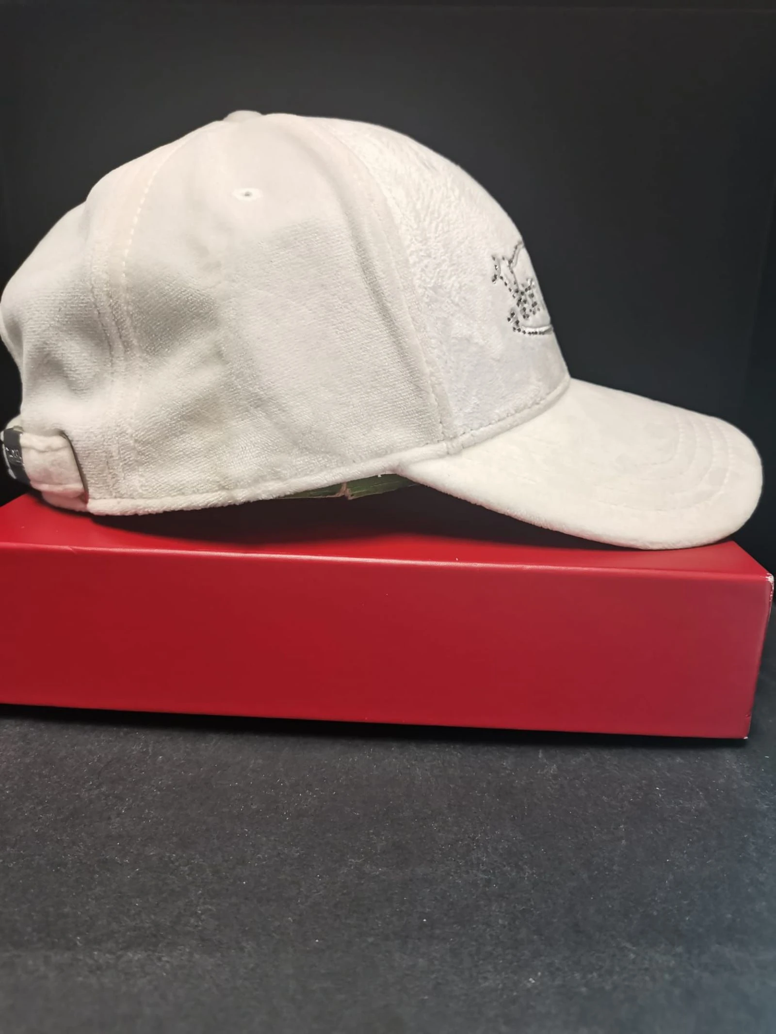 Von Ducht Cap – photo 5